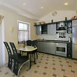In Ripenda Kras With Pool And Sauna Villa *