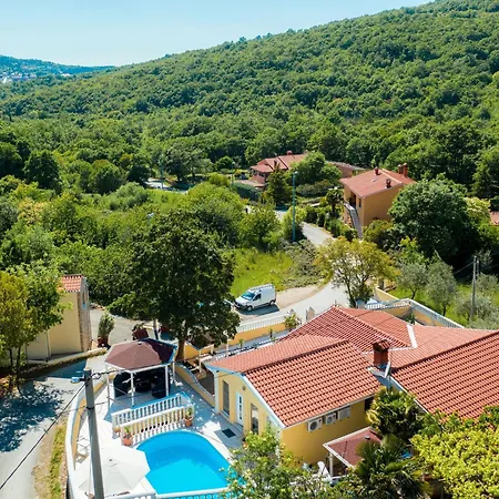 In Ripenda Kras With Pool And Sauna Βίλα Labin (Istria)